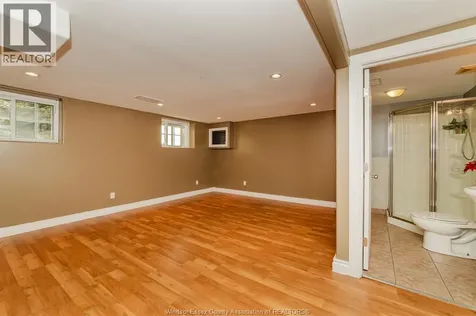 3018 Grandview Street Windsor ON N8T 2L9