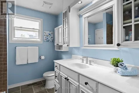 10 Andrea Crescent Orillia ON L3V 6W5