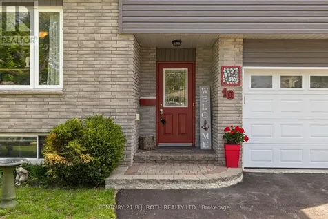 10 Andrea Crescent Orillia ON L3V 6W5