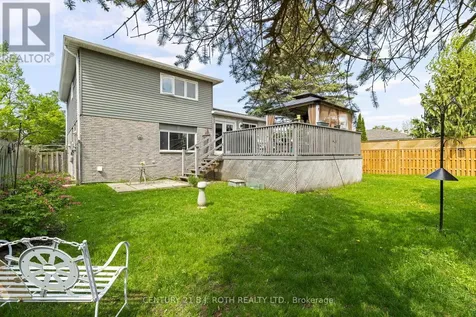 10 Andrea Crescent Orillia ON L3V 6W5