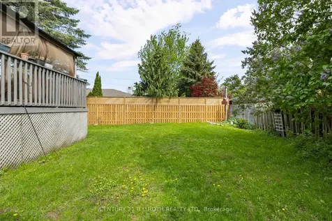10 Andrea Crescent Orillia ON L3V 6W5