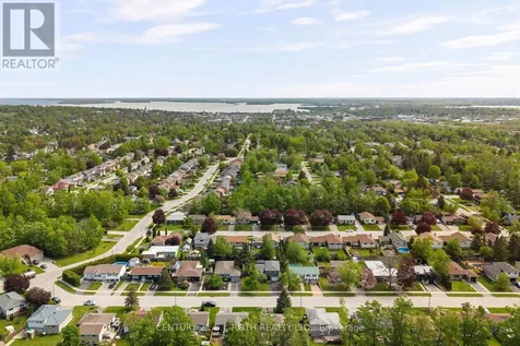 10 Andrea Crescent Orillia ON L3V 6W5
