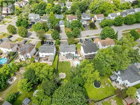 1879 Ashwood Avenue Innisfil (alcona) ON L9S 1W1