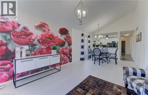 442 Sandbanks Crescent Waterloo ON N2V 2J1