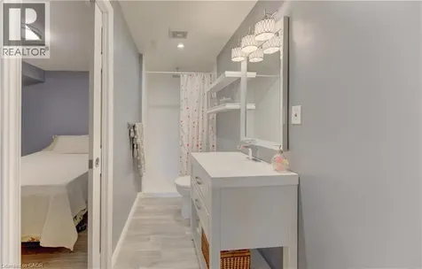 442 Sandbanks Crescent Waterloo ON N2V 2J1