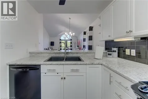 442 Sandbanks Crescent Waterloo ON N2V 2J1