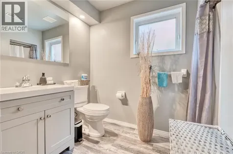 105 Delena Avenue South Hamilton ON L8K 3S8