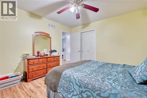 105 Delena Avenue South Hamilton ON L8K 3S8