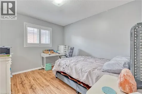 105 Delena Avenue South Hamilton ON L8K 3S8