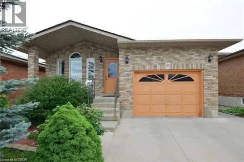 105 Delena Avenue South Hamilton ON L8K 3S8