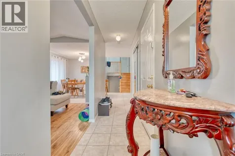 105 Delena Avenue South Hamilton ON L8K 3S8