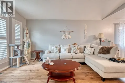 105 Delena Avenue South Hamilton ON L8K 3S8