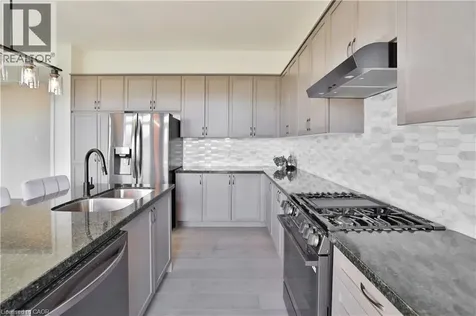 37 North Park Boulevard Oakville ON L6M 0W8