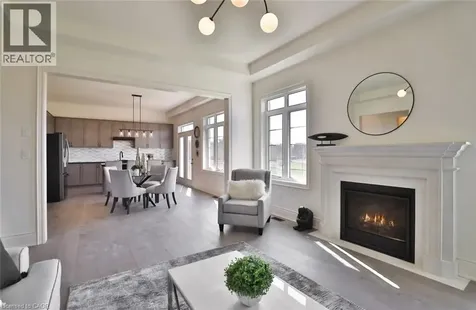 37 North Park Boulevard Oakville ON L6M 0W8