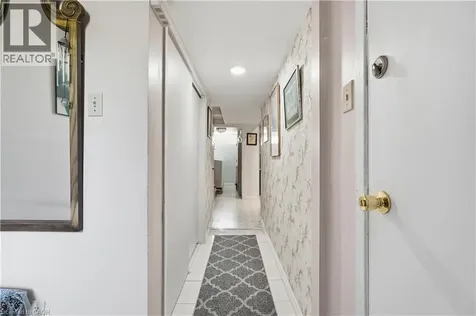 1526 Westminster Place Burlington ON L7P 2B5