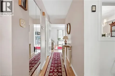 1526 Westminster Place Burlington ON L7P 2B5