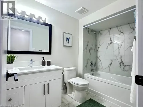 114 Wendy Court Kitchener ON N2A 3T3