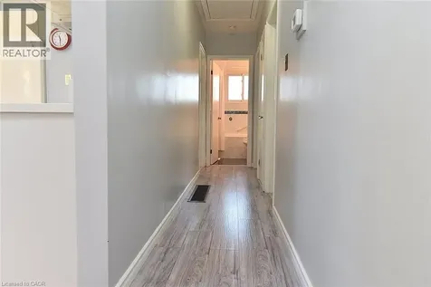 10 Alderney Avenue Hamilton ON L9A 2A5