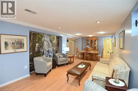 10 Alderney Avenue Hamilton ON L9A 2A5
