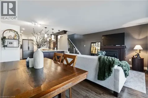 27 Red Clover Crescent Kitchener ON N2E 4G8