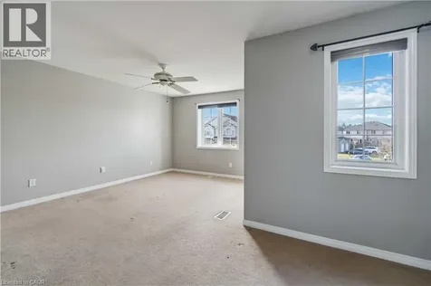 27 Red Clover Crescent Kitchener ON N2E 4G8