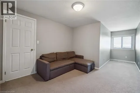 27 Red Clover Crescent Kitchener ON N2E 4G8