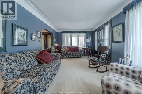 6151 Wyandotte Street East Windsor ON N8S 1N4