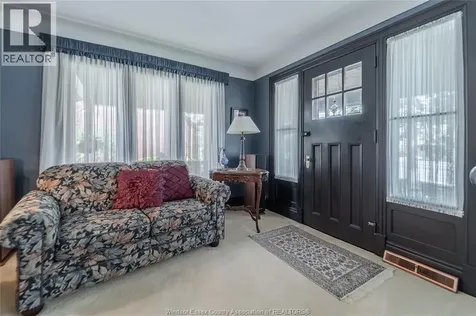 6151 Wyandotte Street East Windsor ON N8S 1N4
