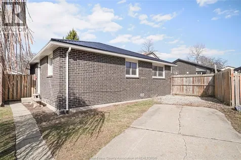 9190 Blencarn Court Windsor ON N8S 4L3