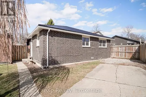 9190 Blencarn Court Windsor ON N8S 4L3