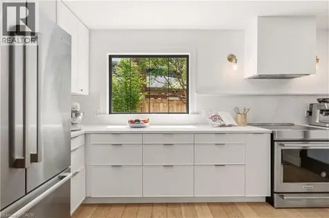394 Rankin Drive Burlington ON L7N 2B5