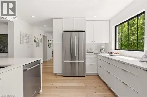 394 Rankin Drive Burlington ON L7N 2B5