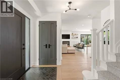 394 Rankin Drive Burlington ON L7N 2B5