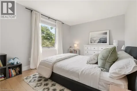 394 Rankin Drive Burlington ON L7N 2B5