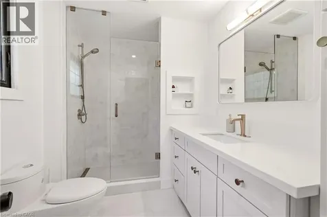 394 Rankin Drive Burlington ON L7N 2B5