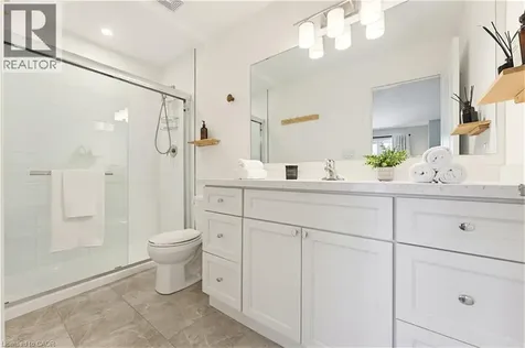 65 Turner Avenue Kitchener ON N2B 2C8