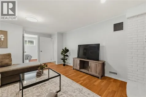 62 Bechtel Drive Kitchener ON N2P 1S8