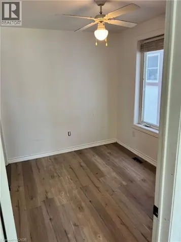 218 East 8th Street Hamilton ON L9A 3L8