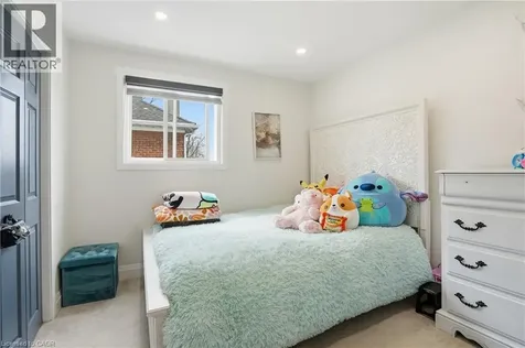 5773 Leonard Avenue Niagara Falls ON L2G 4R4
