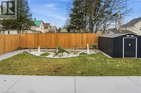 5773 Leonard Avenue Niagara Falls ON L2G 4R4