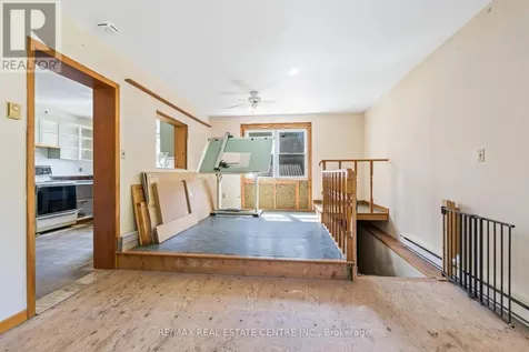 44 Willow Street South Halton Hills (ac Acton) ON L7J 2A2