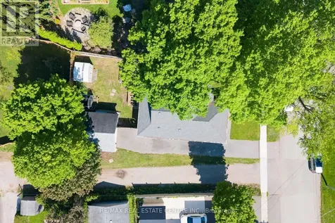 44 Willow Street South Halton Hills (ac Acton) ON L7J 2A2