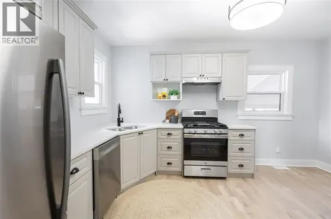 120 Selkirk Street Wallaceburg ON N8A 3X2