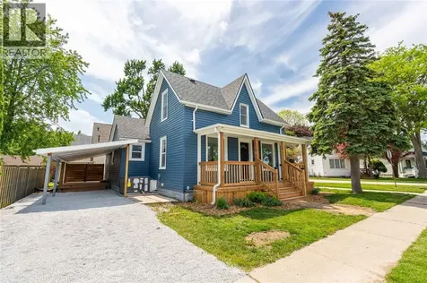 120 Selkirk Street Wallaceburg ON N8A 3X2