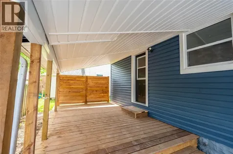 120 Selkirk Street Wallaceburg ON N8A 3X2