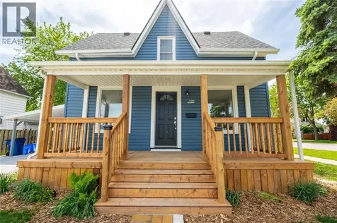 120 Selkirk Street Wallaceburg ON N8A 3X2