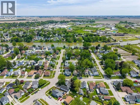 120 Selkirk Street Wallaceburg ON N8A 3X2