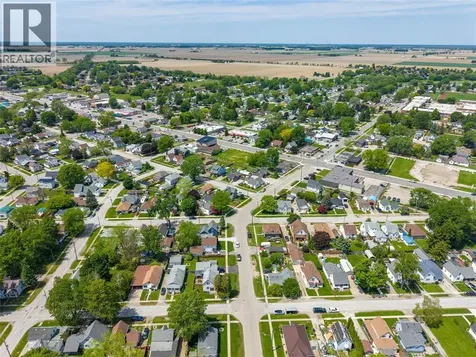 120 Selkirk Street Wallaceburg ON N8A 3X2
