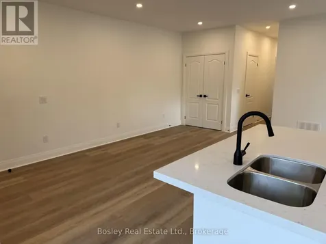 6 Golfview Drive Collingwood ON L9Y 0G7