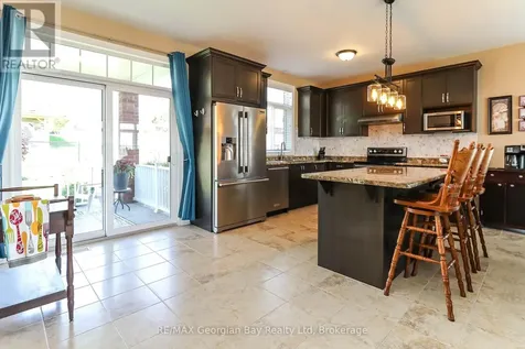 936 Jordeli Lane Midland ON L4R 0A6
